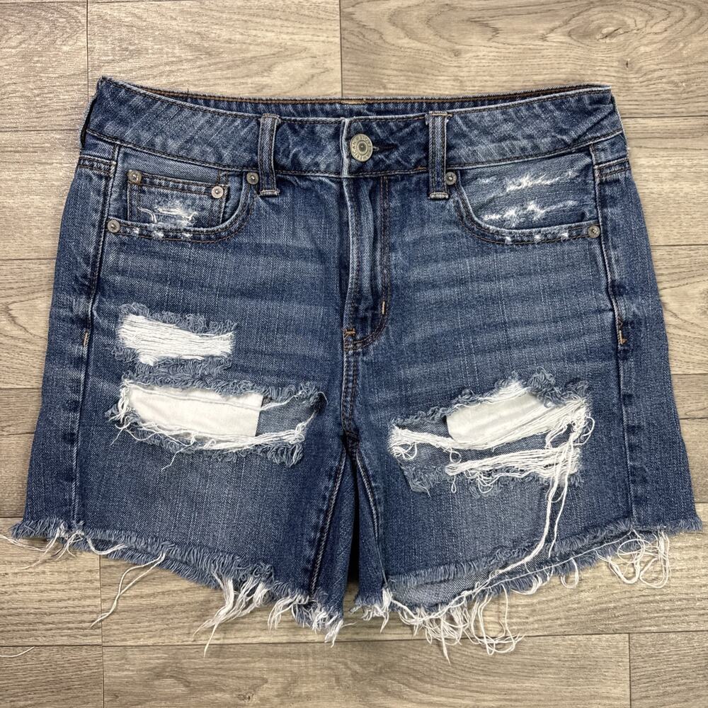 American Eagle Tomgirl Midi Denim Jean Shorts Mid Rise Medium Wash sz 4